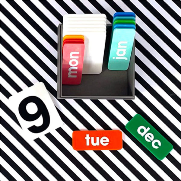 COLOUR POP FOREVER DESK CALENDAR (SPECIAL EDITION)