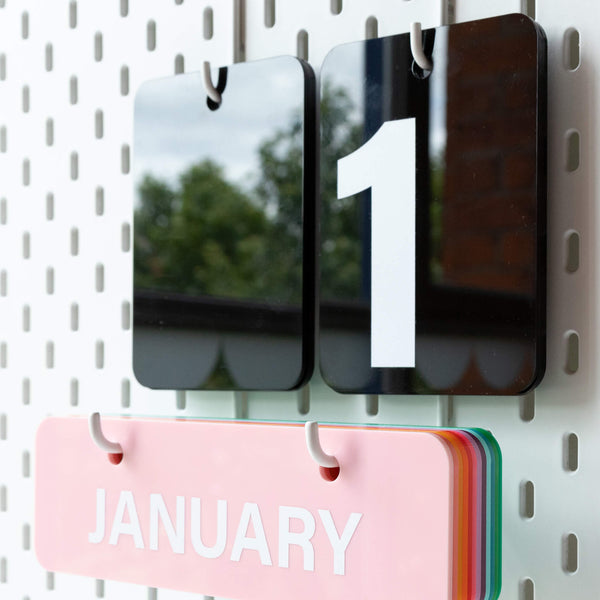 ULTIMATE RAINBOW FOREVER WALL CALENDAR