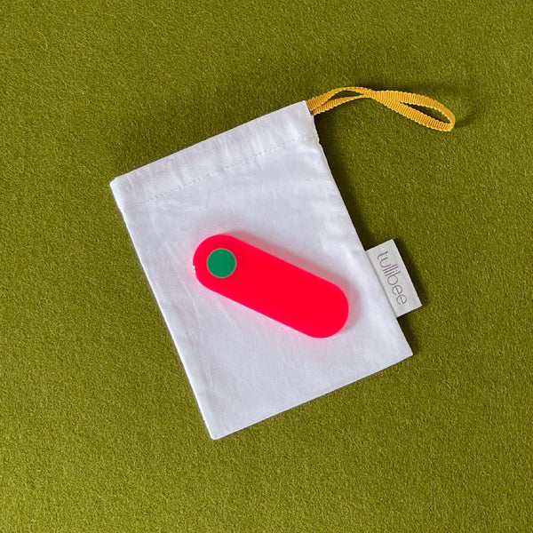'SAMPLE' DOT HAIR CLIP or BROOCH