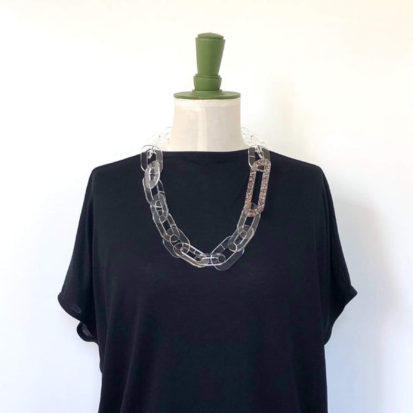 LONG LINK GLITTER NECKLACE