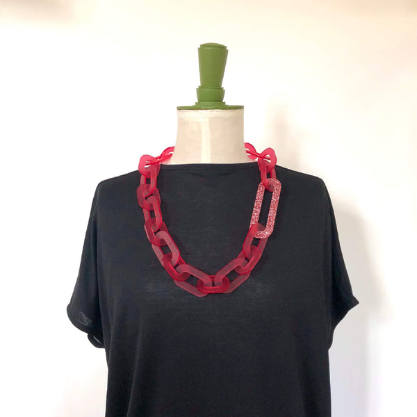 LONG LINK GLITTER NECKLACE