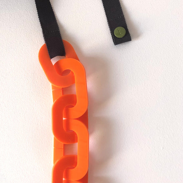 LONG LINK NECKLACE