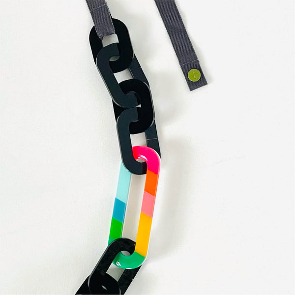COLOUR POP LONG LINK NECKLACE