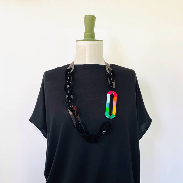 COLOUR POP LONG LINK NECKLACE