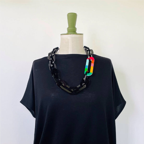 COLOUR POP LONG LINK NECKLACE