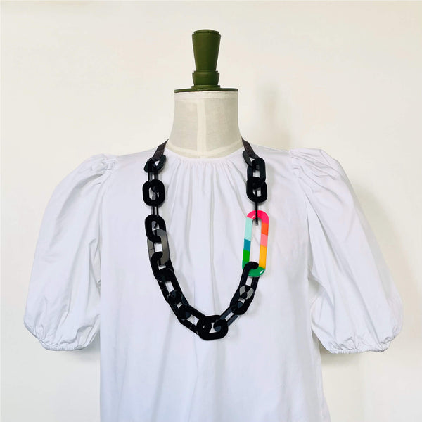 COLOUR POP LONG LINK NECKLACE