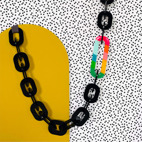 COLOUR POP LONG LINK NECKLACE