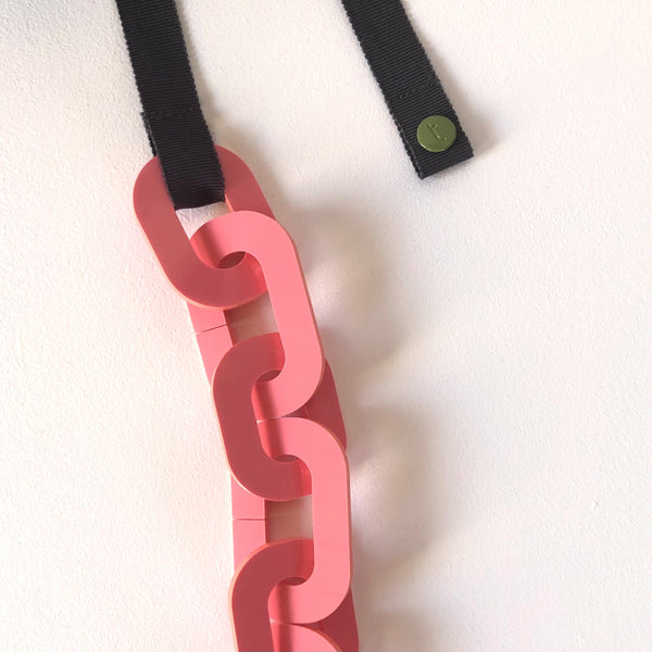 LONG LINK NECKLACE
