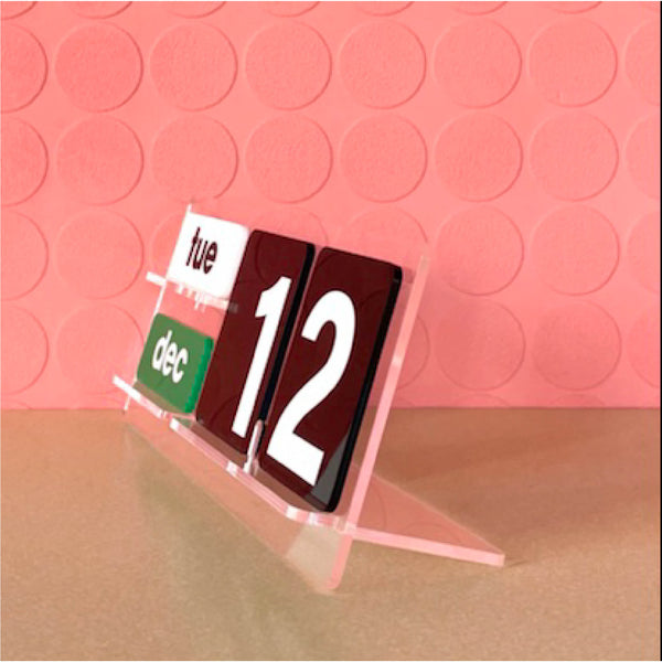 BESPOKE COLOUR FOREVER DESK CALENDAR