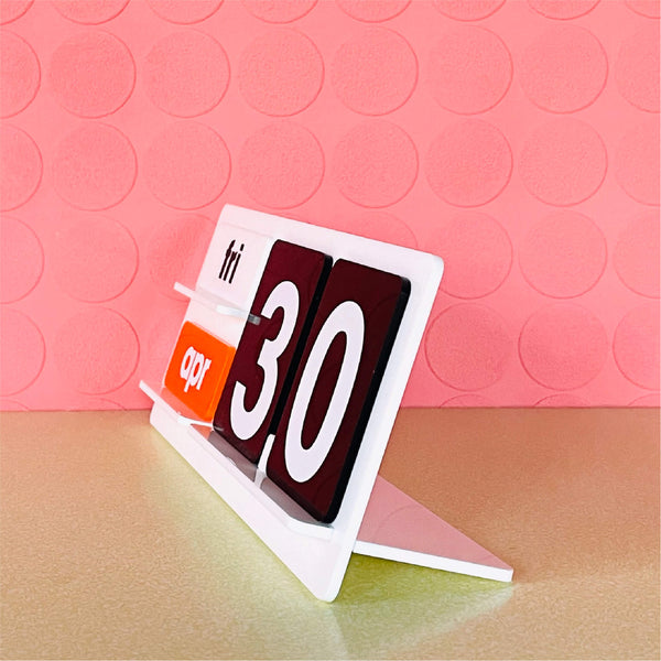 PERFECTLY PINK FOREVER DESK CALENDAR (SPECIAL EDITION)