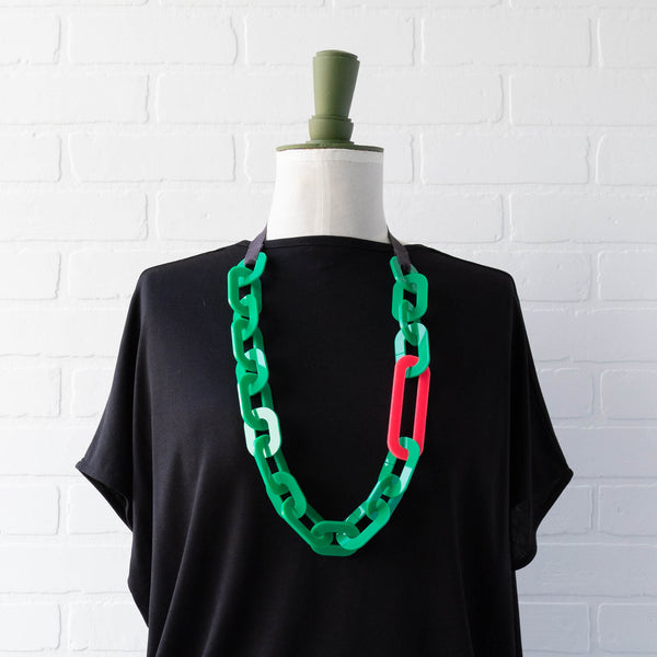 LONG LINK NECKLACE