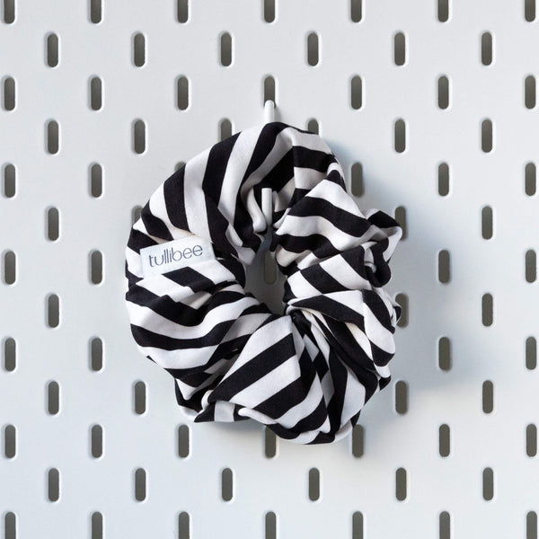 HAIR SCRUNCHIES