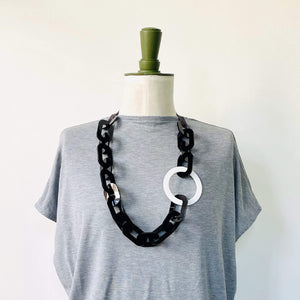 'ONE-OF-A-KIND' MONOCHROME BIG CIRCLE NECKLACE