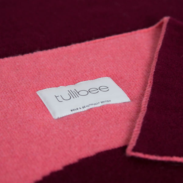 tullibee knitted blanket YAY pink brand label close up